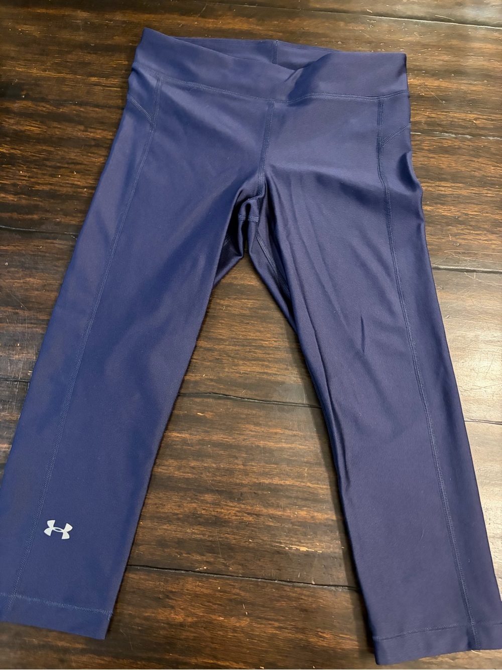 Under Armour Navy Blue women’s Athletic Crop Leggings size small 4/6